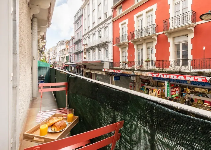 2 Pieces Coup De Coeur, Balcon, Proche Sanctuaire * Λούρδη