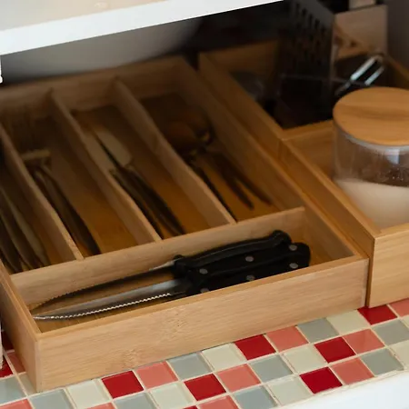 2 Pieces Coup De Coeur, Balcon, Proche Sanctuaire * ルルド